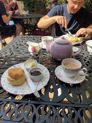 Weavers Cottage Tea Garden