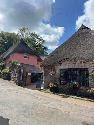 Weavers Cottage Tea Garden