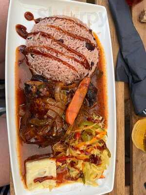 Comie's Caribbean Grill