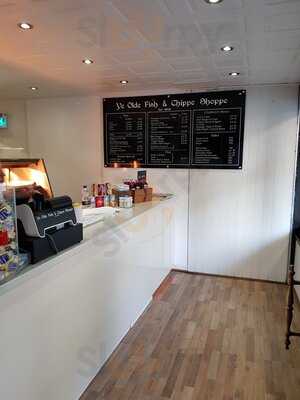 Ye Olde Fish & Chippe Shoppe - Photo 8