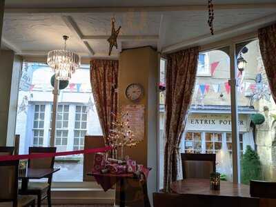 Lily’s Licensed Restaurant And Tea Room