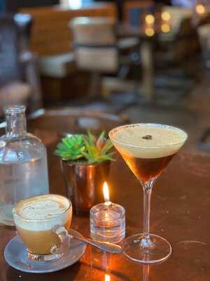 The Porterhouse Grill & Rooms