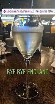 La Salle Restaurant And Bar