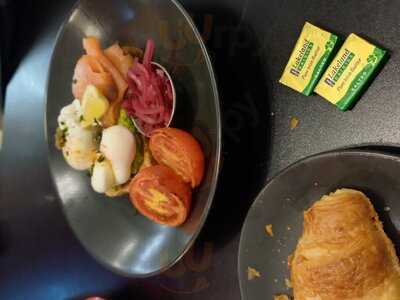 Hive Urban Farm Shop