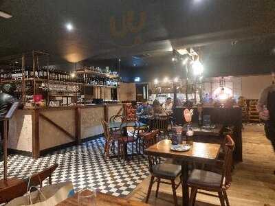 Zizzi - Reading Oracle