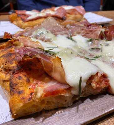 Signorelli's Deli Cambridge