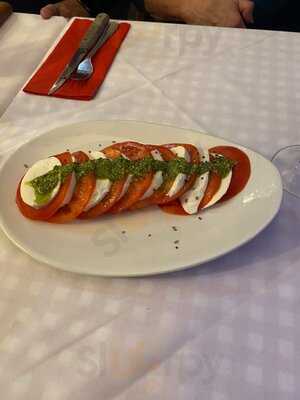 Roberto's Pizza House