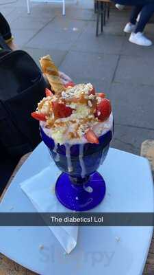 The Looking Glass Ice Cream Parlour