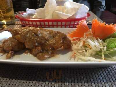 Royale Thai Restaurant