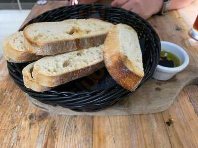 The Pizza Parlour & Music Cafe