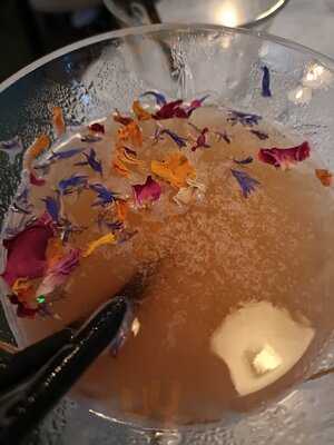 Royal Outpost Thai & Asian Restaurant