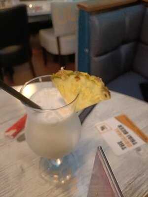 Royal Outpost Thai & Asian Restaurant