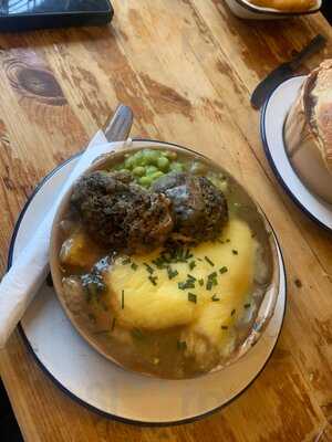 Mad O'rourkes Pie Factory