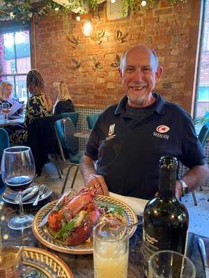 The Greedy Italian - Photo 7