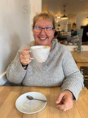 Dreams Coffee Lounge