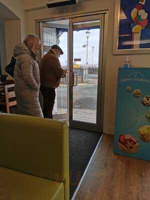 Gelato Famoso Ice Cream Parlour