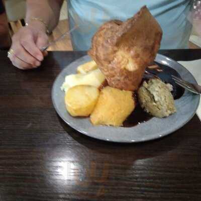 Signatures Italian Restaurant And Bar