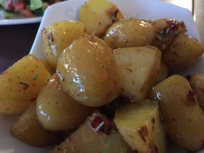 Rendezvous At Nargile