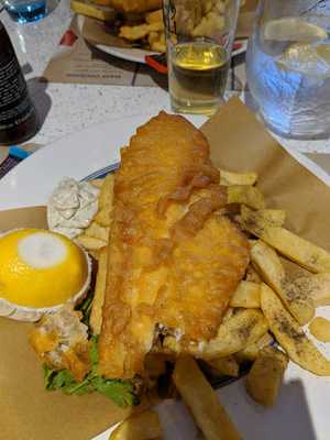 Posh Fish And Chips @ The Beehive