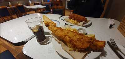 Posh Fish And Chips @ The Beehive