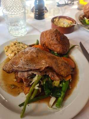 Pig & Whistle Restaurant