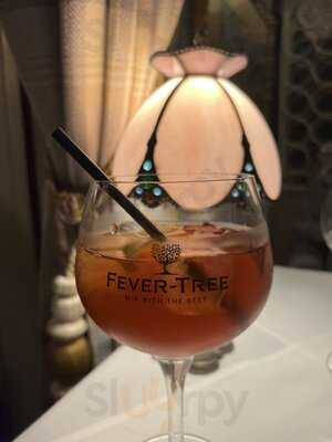 Pig & Whistle Restaurant