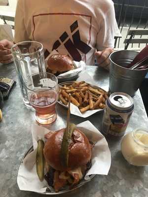 Old Dave's Gourmet Burger Co.