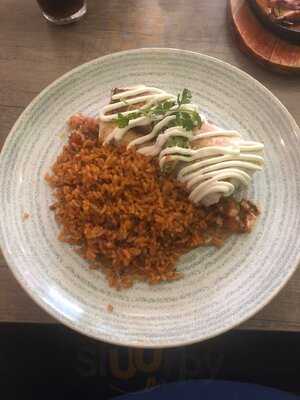 El Guaca Mexican Grill