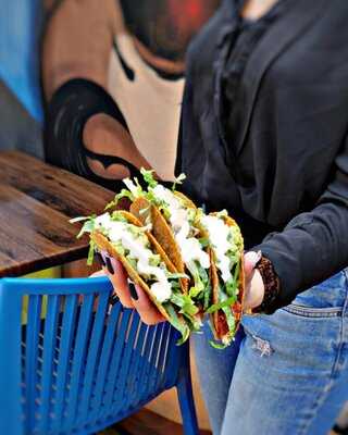 El Guaca Mexican Grill