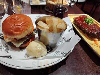 The Grill On The Square