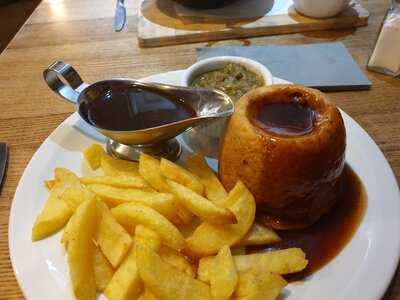 The Alston Pub & Dining