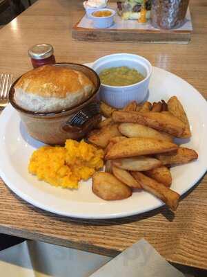 The Alston Pub & Dining