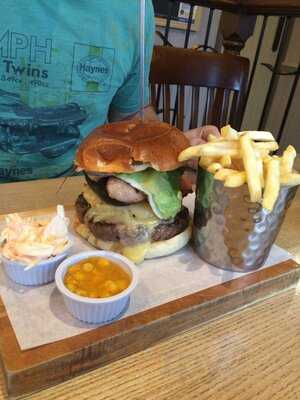 The Alston Pub & Dining