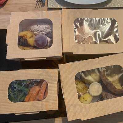 Playwrights Bar & Bistro