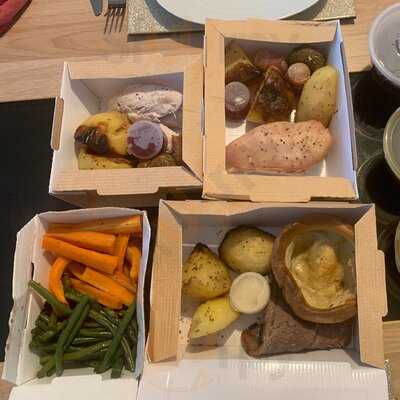 Playwrights Bar & Bistro