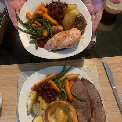 Playwrights Bar & Bistro