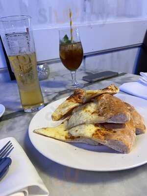 Il Pescatore Restaurant