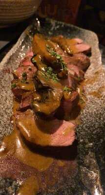 Plau Gin And Beer House