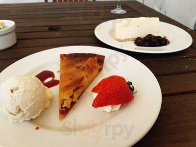 The Fox Patching Inn