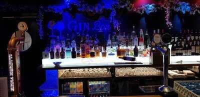 Blue Ginger Bar And Restaurant