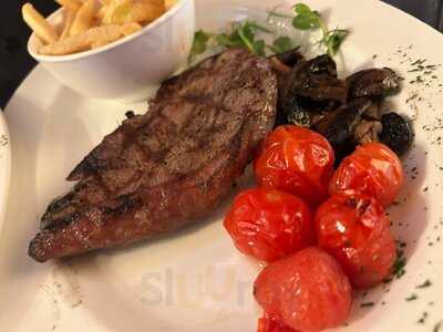 Theatre Street Bar & Grill