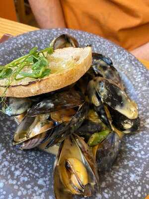 Divino Italian Restaurant