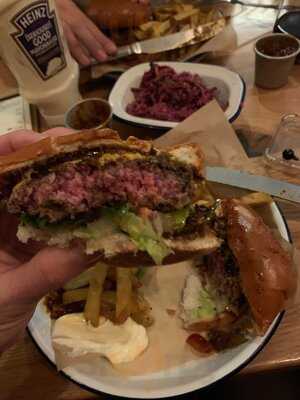 Honest Burgers Reading