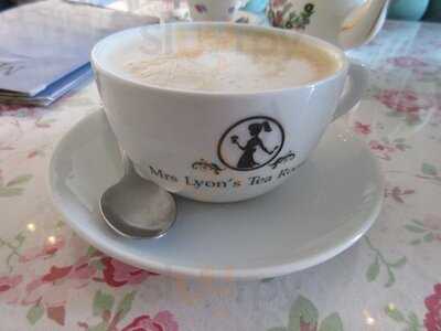 Mrs Lyon's Tea Room