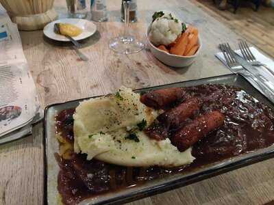 The Rising Sun Inn - Pub & Restaurant