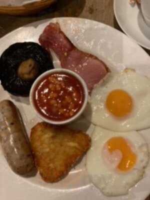 The Rising Sun Inn - Pub & Restaurant