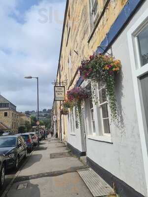 The Rising Sun Inn - Pub & Restaurant