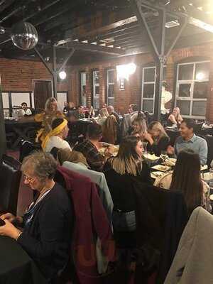 Athena Palace Greek Taverna