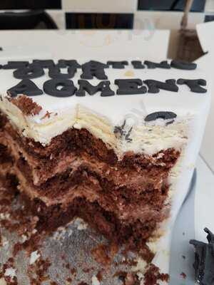 Emzcakes Creative Cafe