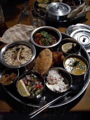Thali & Tandoor